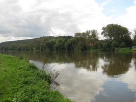 Vltava 4 nad jezem v Roztokách-Klecánkách 30.9.10 (3).jpg